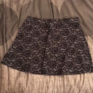Juniors black and grey skirt